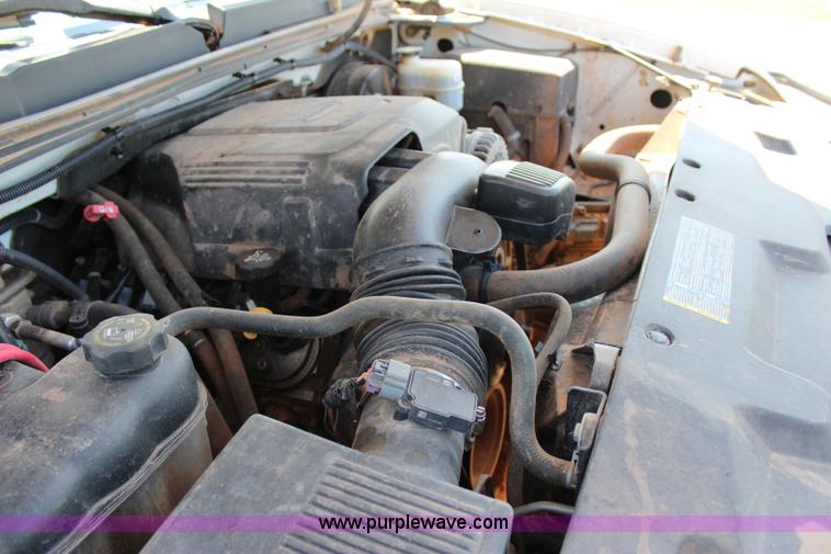 image for item I1573 2009 Chevrolet Silverado 1500 Z71 Ext. Cab pickup truck