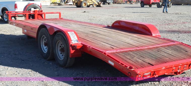 image for item J7589 2008 Lamar utility trailer