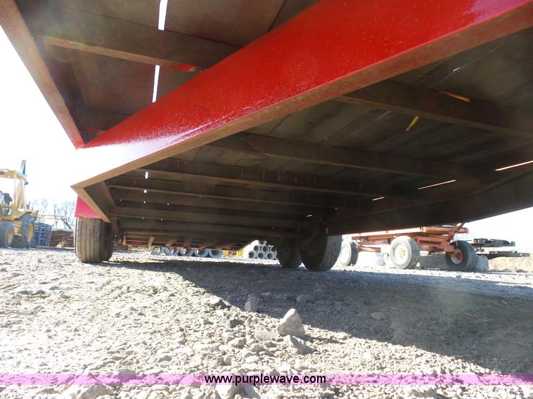 image for item J7589 2008 Lamar utility trailer