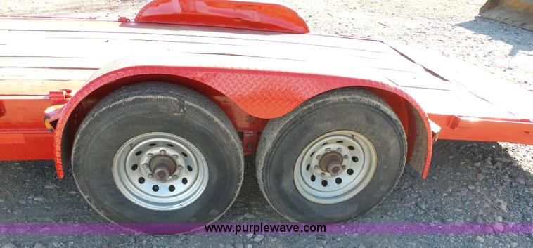 image for item J7589 2008 Lamar utility trailer