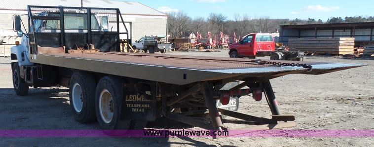 image for item J7591 1991 Chevrolet Kodiak rollback truck