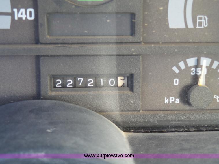 image for item J7591 1991 Chevrolet Kodiak rollback truck