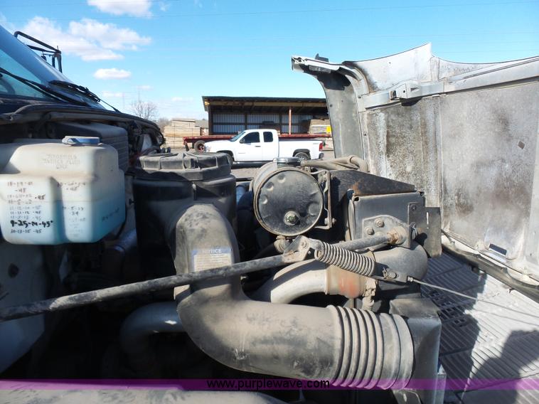 image for item J7591 1991 Chevrolet Kodiak rollback truck