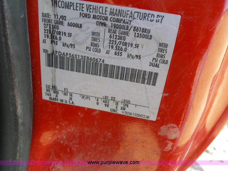 image for item J7592 2003 Ford F550 truck cab and chassis