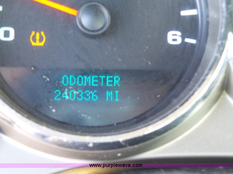 image for item J7594 2009 Chevrolet Silverado 2500HD Ext. Cab pickup truck