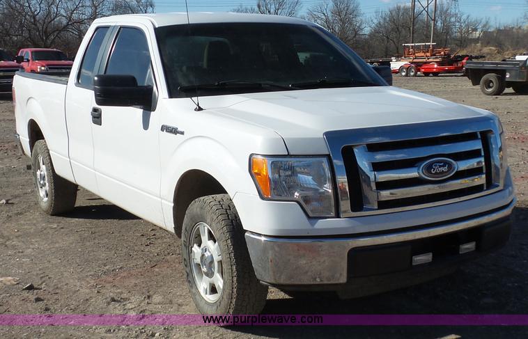 image for item J7595 2010 Ford F150 XLT SuperCab pickup truck