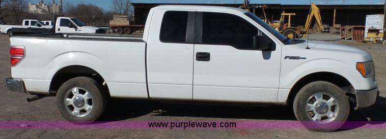 image for item J7595 2010 Ford F150 XLT SuperCab pickup truck