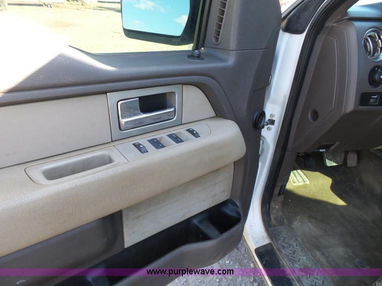 image for item J7595 2010 Ford F150 XLT SuperCab pickup truck