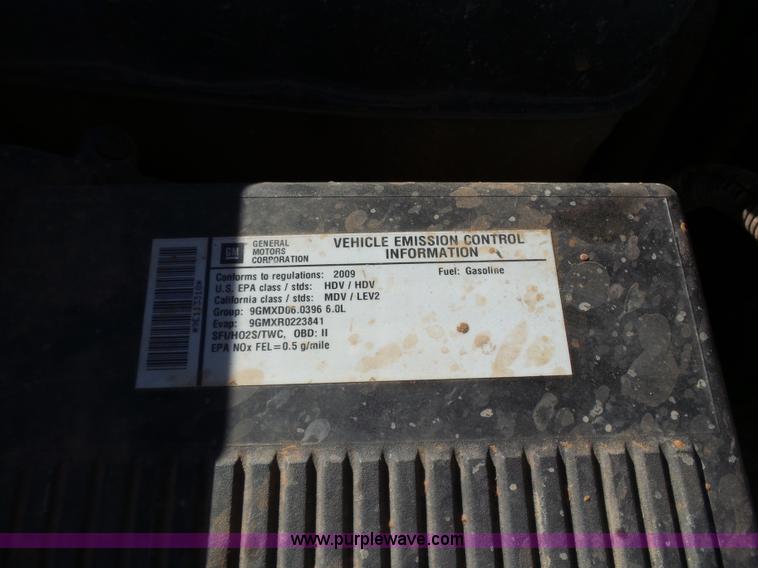 image for item J7596 2009 Chevrolet Silverado 2500HD Ext. Cab pickup truck