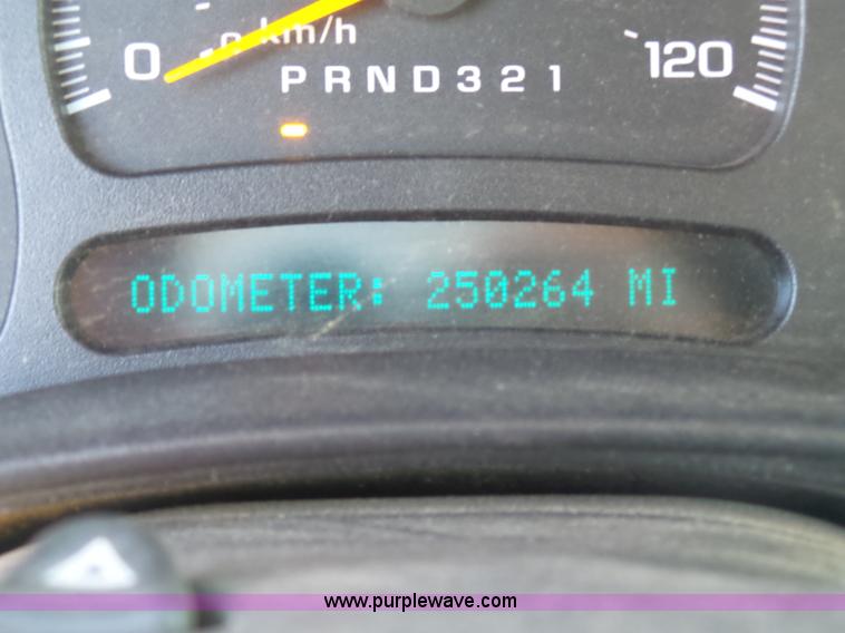 image for item J7601 2007 Chevrolet Silverado Classic 2500HD Ext. Cab pickup truck