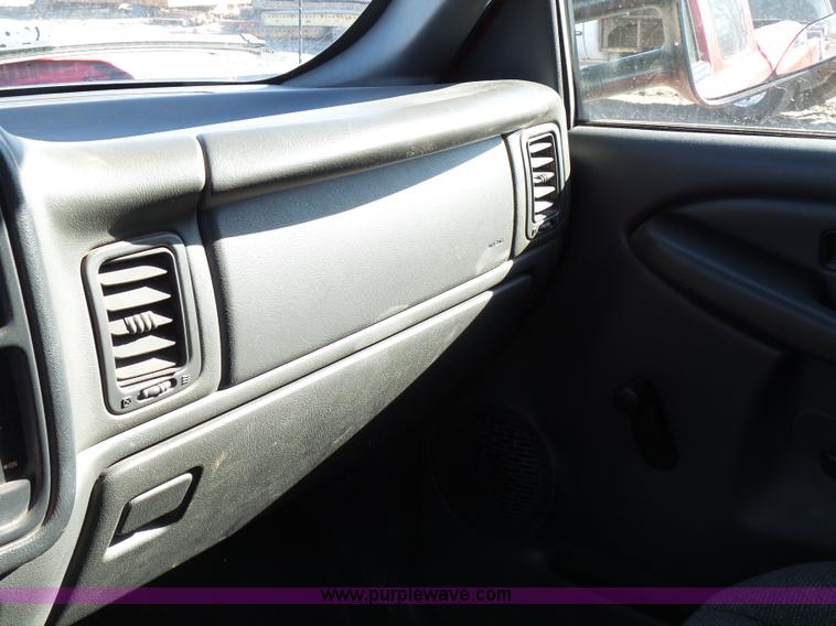 image for item J7601 2007 Chevrolet Silverado Classic 2500HD Ext. Cab pickup truck