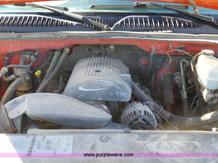 image for item J7601 2007 Chevrolet Silverado Classic 2500HD Ext. Cab pickup truck