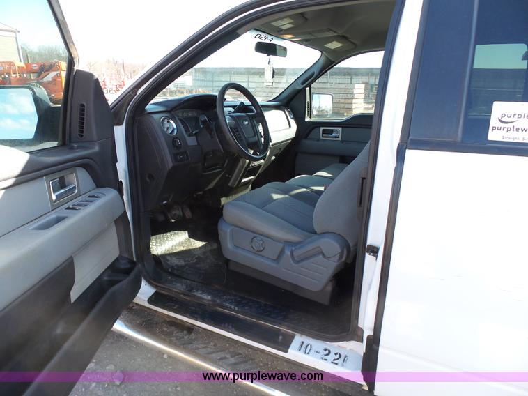 image for item J7602 2011 Ford F150 SuperCab pickup truck