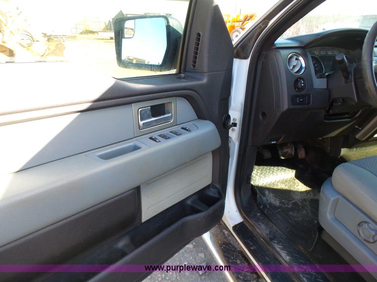 image for item J7602 2011 Ford F150 SuperCab pickup truck