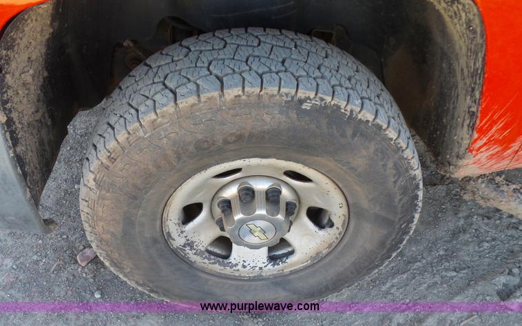 image for item J7603 2008 Chevrolet Silverado 3500HD LT Ext. Cab pickup truck