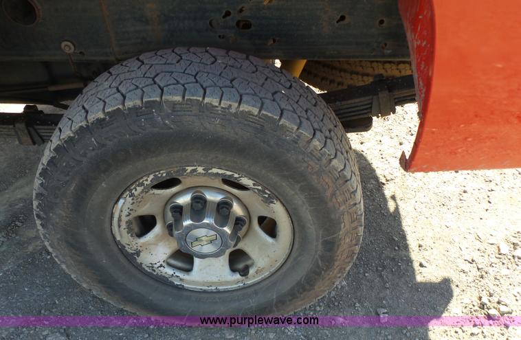 image for item J7603 2008 Chevrolet Silverado 3500HD LT Ext. Cab pickup truck