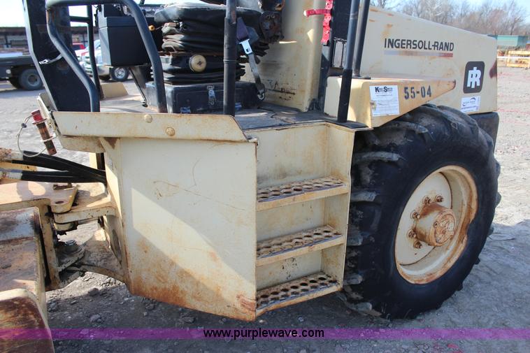 image for item J7604 Ingersoll Rand 5070F Pro Pac single drum roller