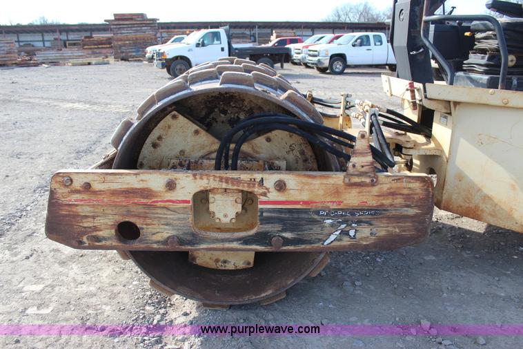 image for item J7604 Ingersoll Rand 5070F Pro Pac single drum roller