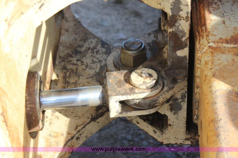 image for item J7604 Ingersoll Rand 5070F Pro Pac single drum roller