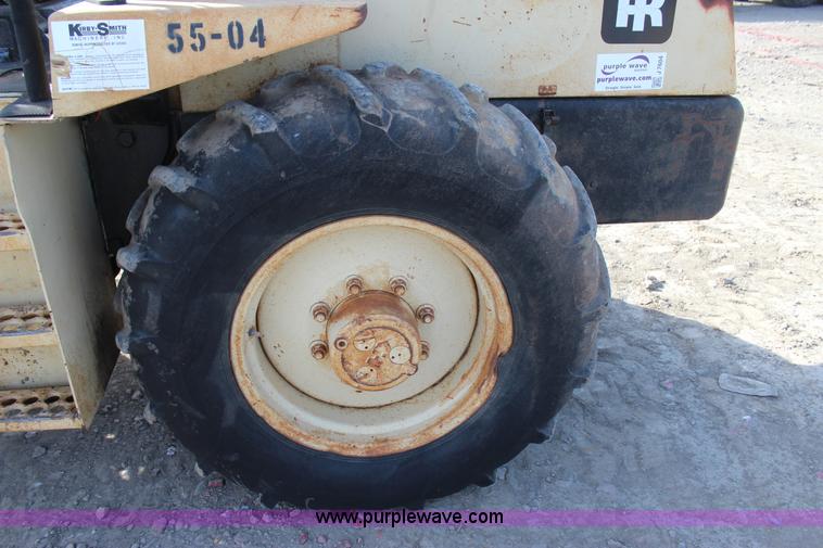 image for item J7604 Ingersoll Rand 5070F Pro Pac single drum roller