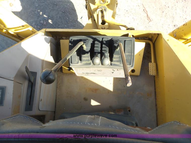 image for item J7605 Caterpillar 426 Series II backhoe
