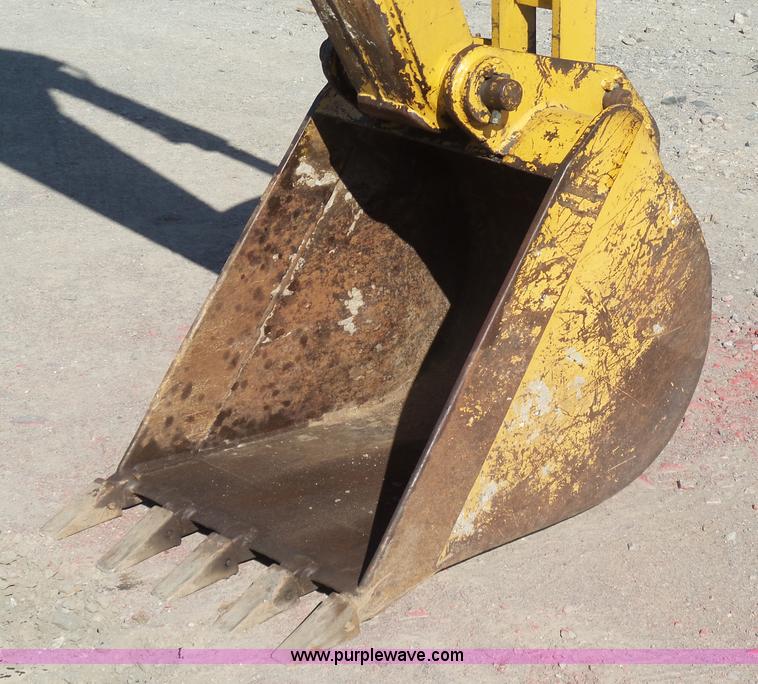image for item J7605 Caterpillar 426 Series II backhoe