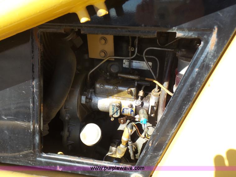 image for item J7605 Caterpillar 426 Series II backhoe