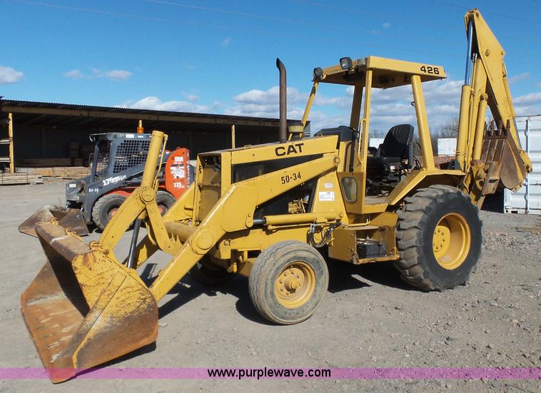image for item J7606 Caterpillar 426 backhoe