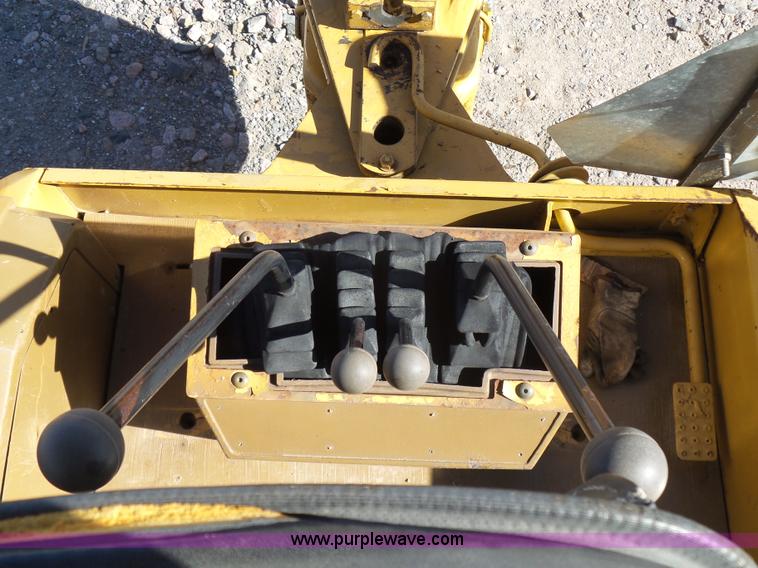 image for item J7606 Caterpillar 426 backhoe