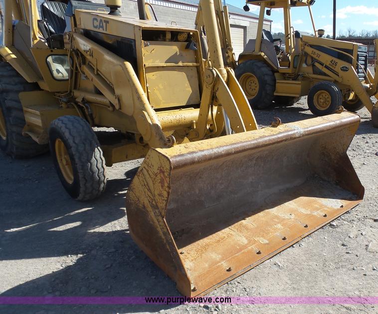 image for item J7606 Caterpillar 426 backhoe