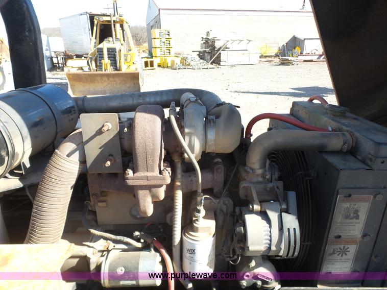 image for item J7606 Caterpillar 426 backhoe