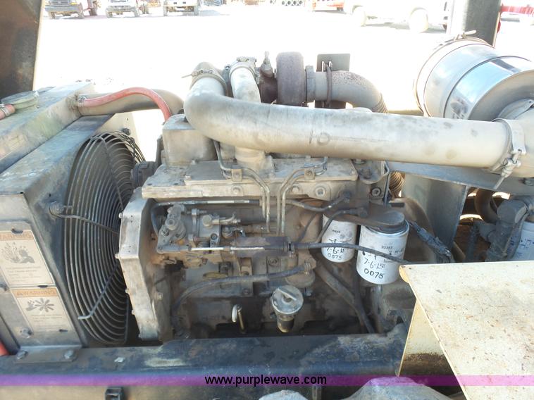 image for item J7606 Caterpillar 426 backhoe