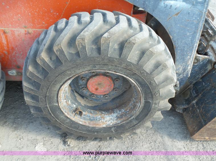 image for item J7608 Thomas 175 High Lift skid steer