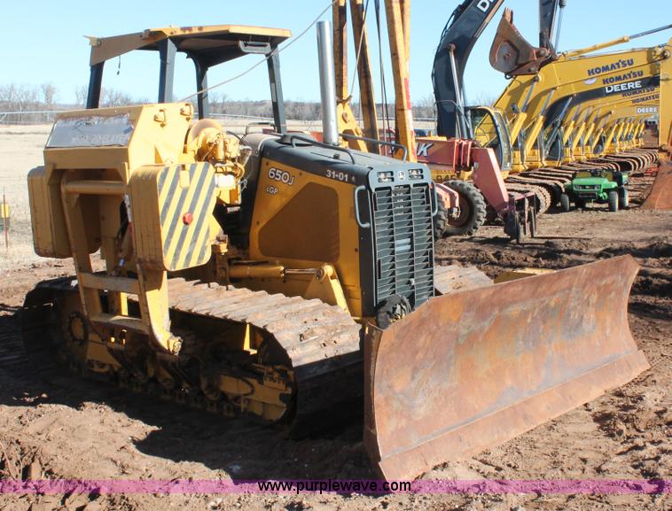image for item L6787 2007 John Deere 650J LGP pipelayer