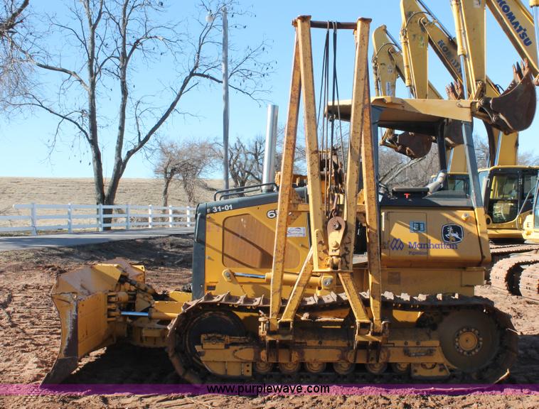 image for item L6787 2007 John Deere 650J LGP pipelayer