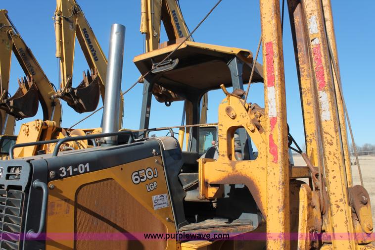 image for item L6787 2007 John Deere 650J LGP pipelayer