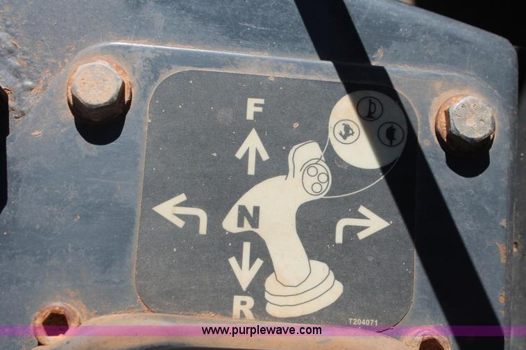 image for item L6787 2007 John Deere 650J LGP pipelayer