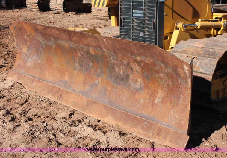 image for item L6787 2007 John Deere 650J LGP pipelayer