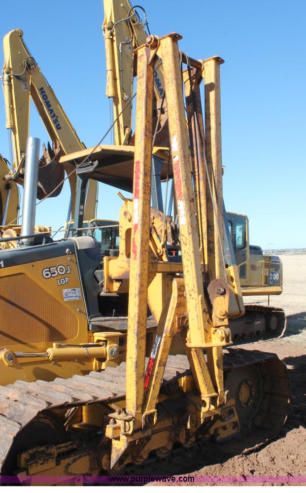 image for item L6787 2007 John Deere 650J LGP pipelayer