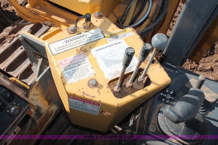 image for item L6787 2007 John Deere 650J LGP pipelayer