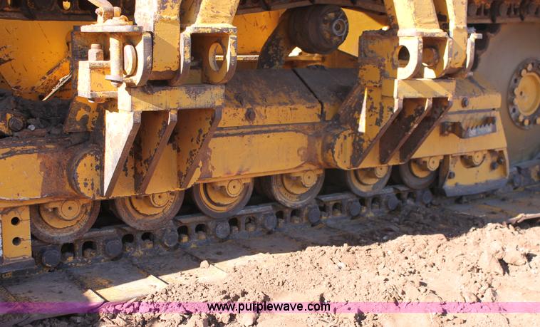 image for item L6787 2007 John Deere 650J LGP pipelayer