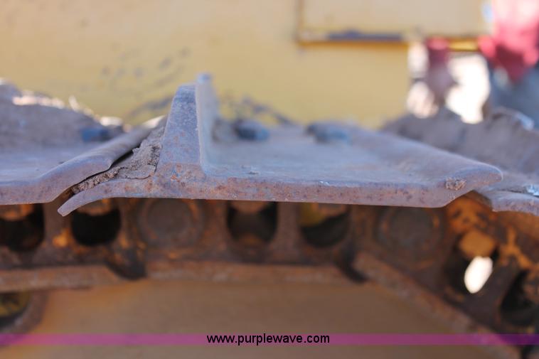 image for item L6787 2007 John Deere 650J LGP pipelayer