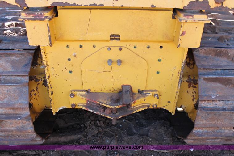 image for item L6787 2007 John Deere 650J LGP pipelayer