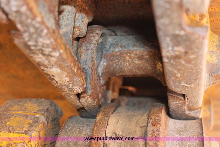 image for item L6787 2007 John Deere 650J LGP pipelayer