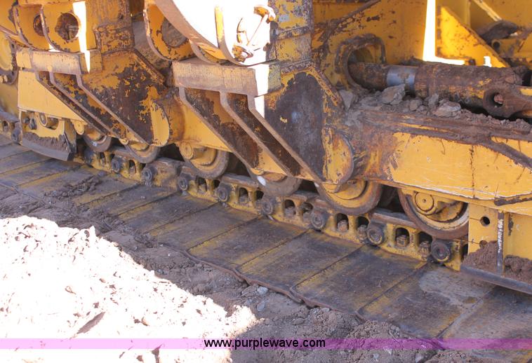 image for item L6787 2007 John Deere 650J LGP pipelayer