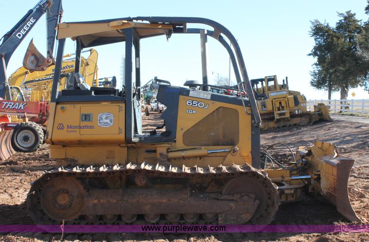 image for item L6789 2007 John Deere 650J LGP dozer
