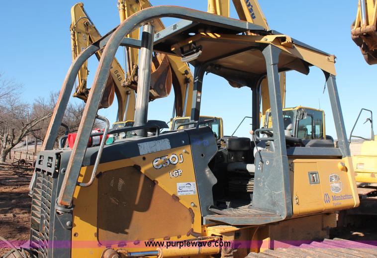 image for item L6789 2007 John Deere 650J LGP dozer