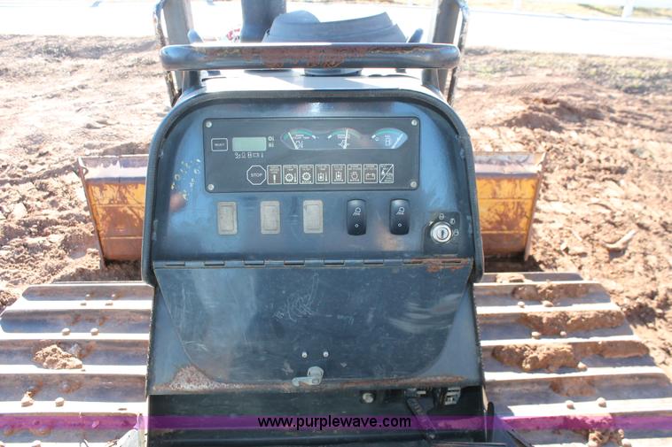 image for item L6789 2007 John Deere 650J LGP dozer