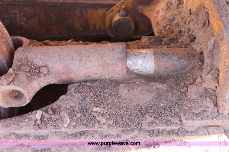 image for item L6789 2007 John Deere 650J LGP dozer