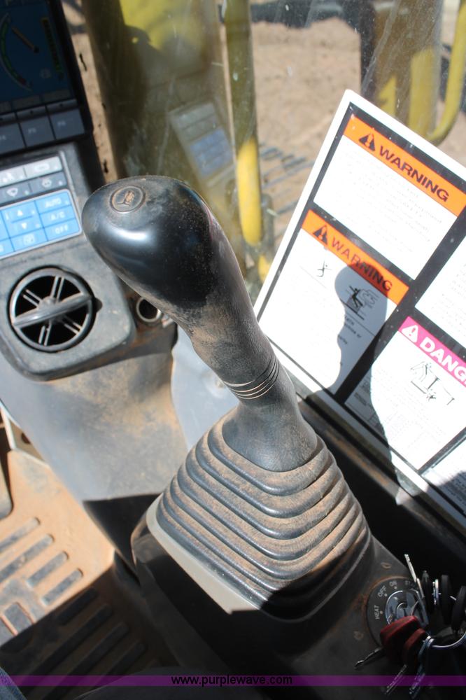 image for item L6790 2008 Komatsu PC200LC-8 excavator